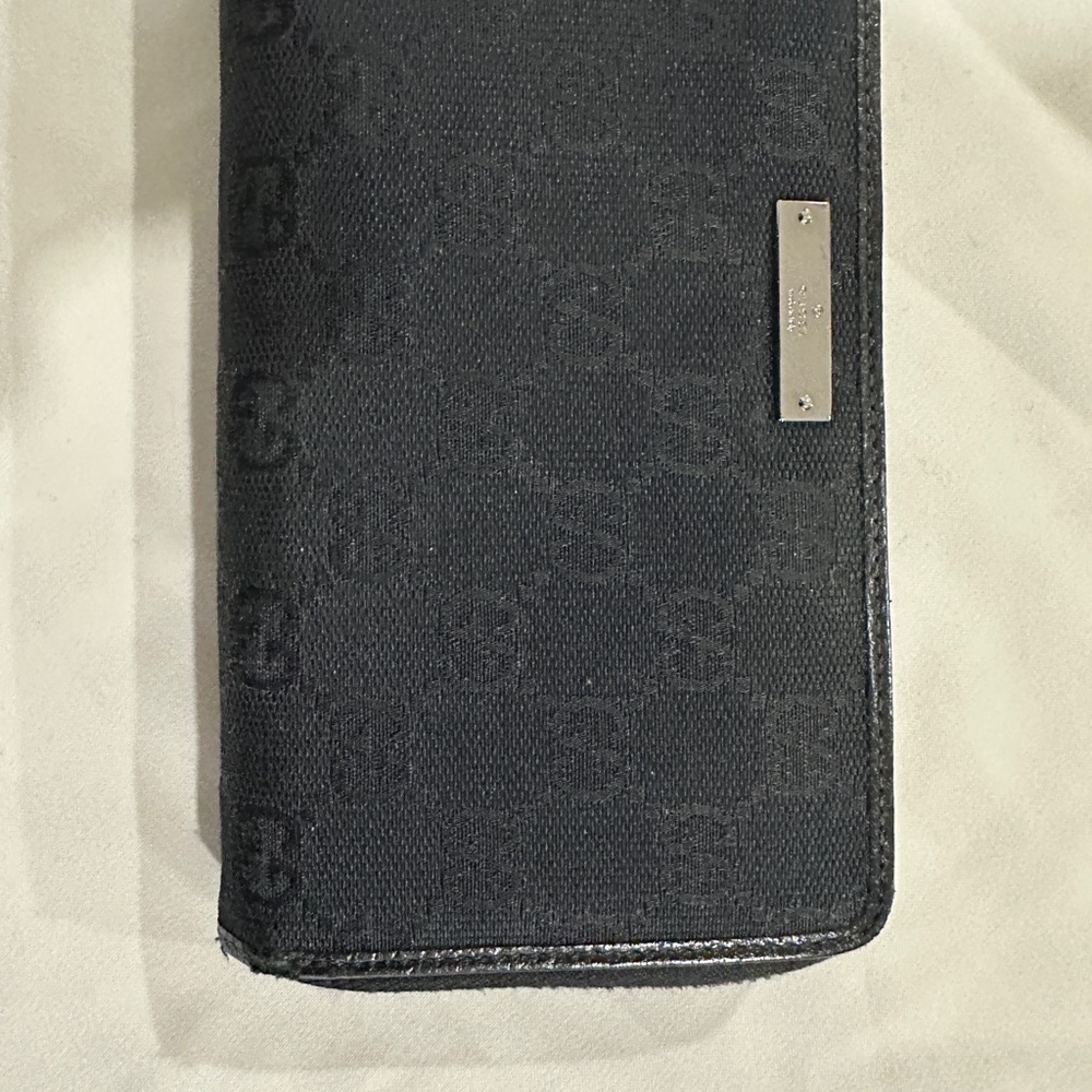 Gucci Black Logo Plaque Zip Wallet - Picture 5 of 16